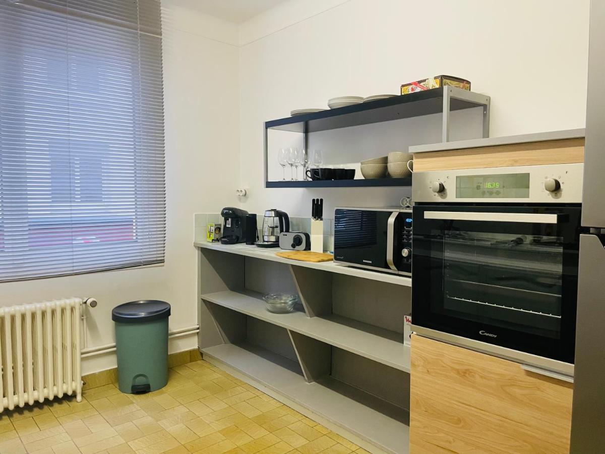 Charmant appartement de cœur de ville - 2 chambres lits Queen size - NETFLIX - WIFI Cherbourg-en-Cotentin Extérieur photo