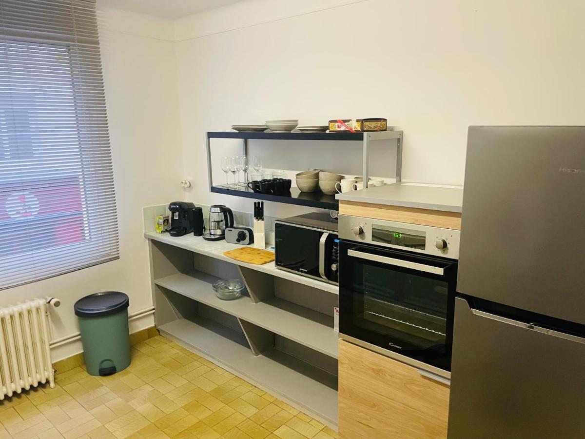 Charmant appartement de cœur de ville - 2 chambres lits Queen size - NETFLIX - WIFI Cherbourg-en-Cotentin Extérieur photo